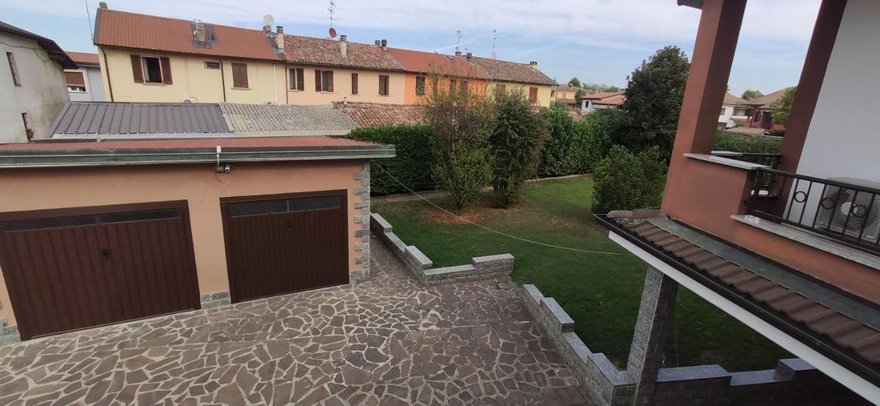 Villa Gaudi Cornegliano Laudense Екстериор снимка